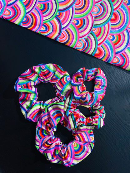 Small Scrunchie Pretty Prints (Large Elastic)