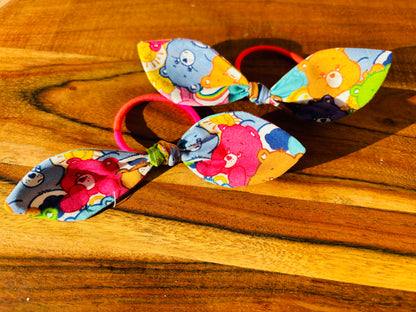 Bow hair ties medium (Character Print)