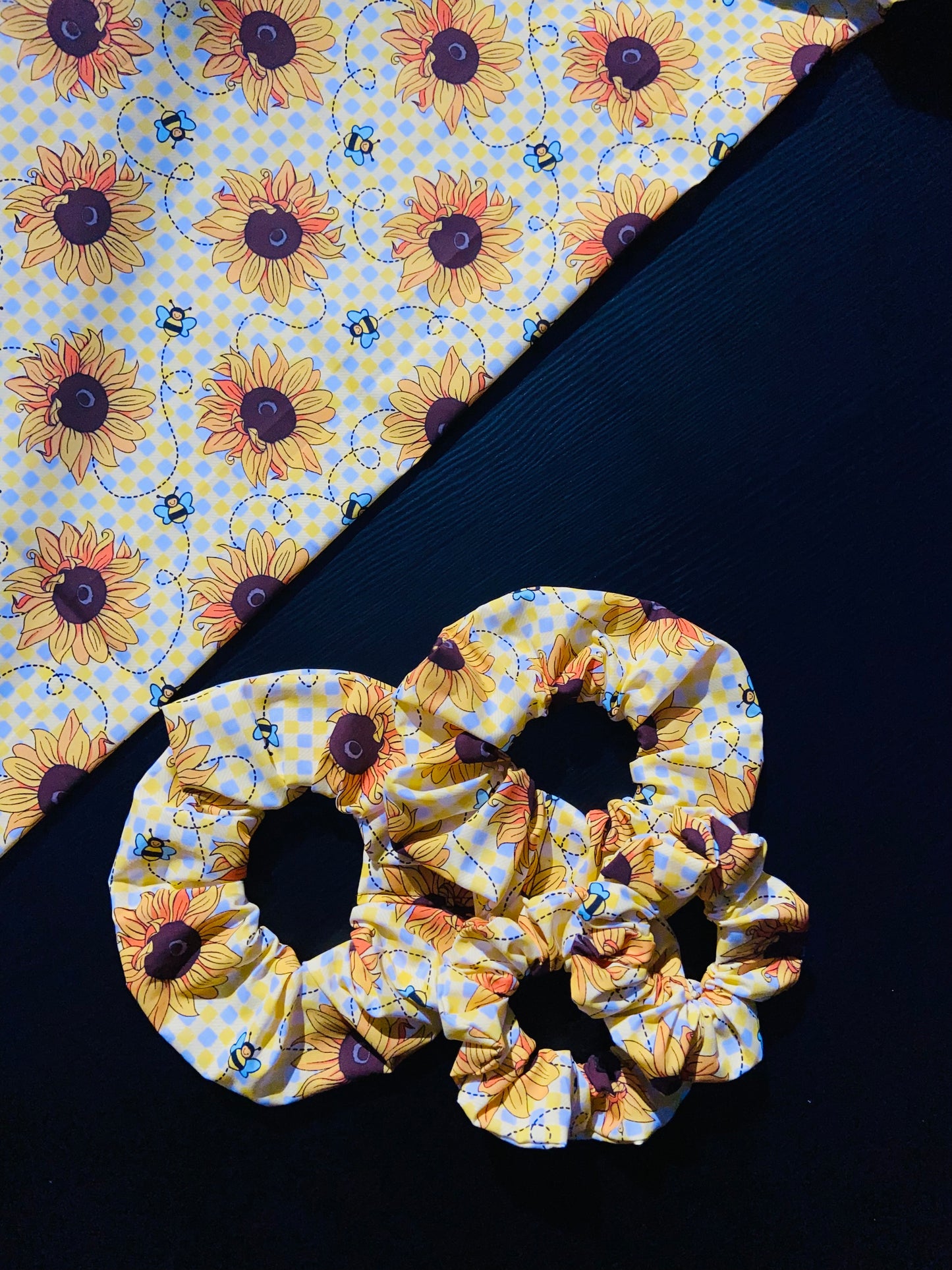 Small Scrunchie Flower Power Prints (Small Elastic)